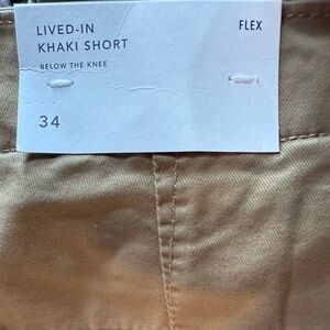 American Eagle Outfitters Flex Khaki Shorts